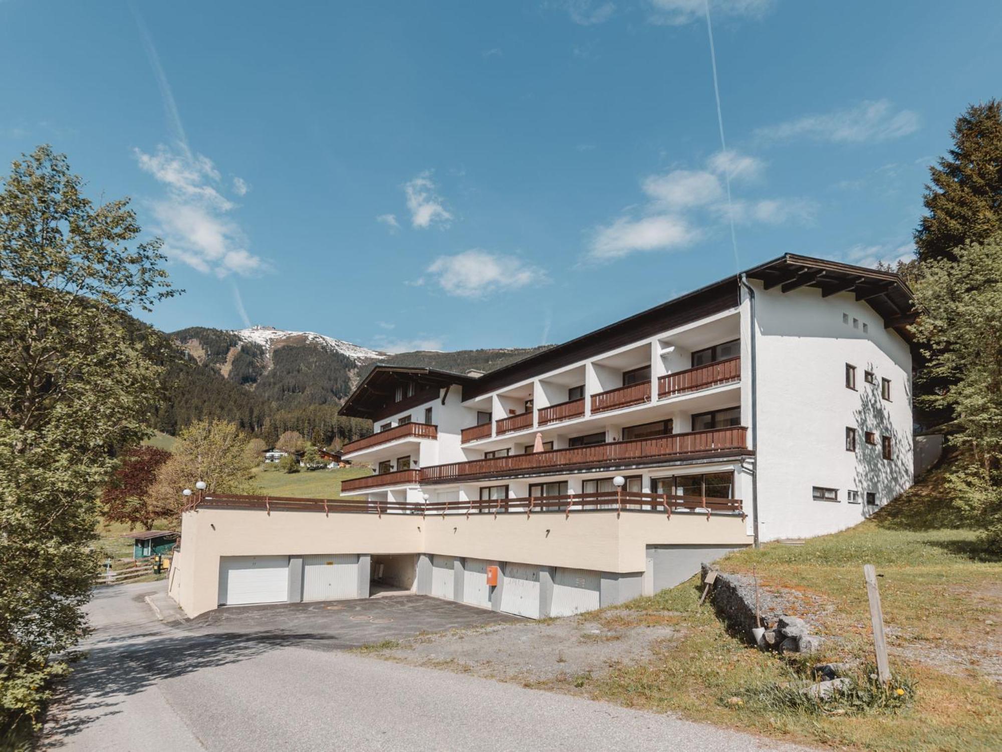 Apartment Holger By Interhome Zell am See Esterno foto